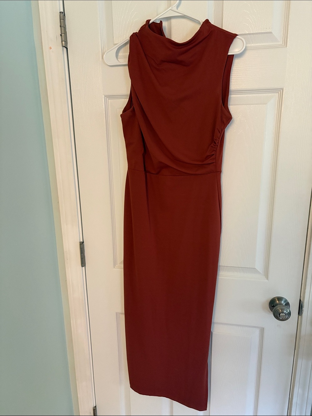 Sleeveless Midi Dress in Wine Red
